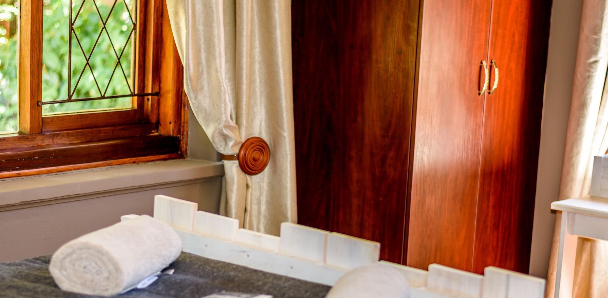 86 On Langenhoven Bed & Breakfast Oudtshoorn Exterior foto